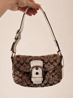 Coach, Vintage Signature C Soho Shoulder Bag, Like New. Beige with white buckle.